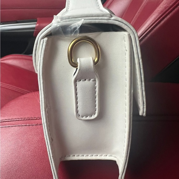 Brand new Jacquemus hand bag - Picture 4 of 4